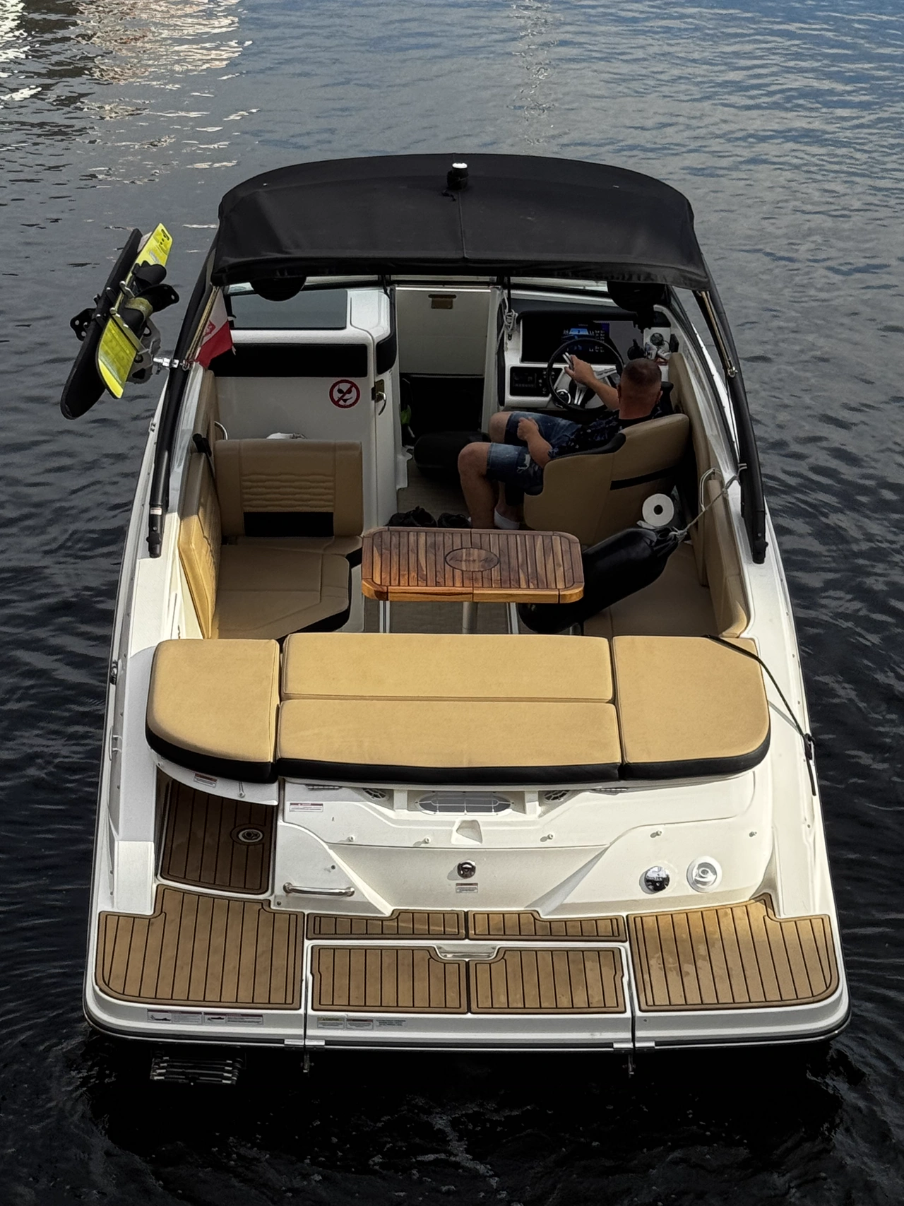 SEA RAY SPX230 zdjęcie 3